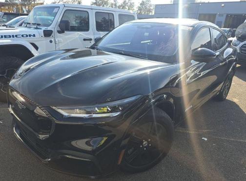 2023 Ford Mustang Mach-E California Route 1