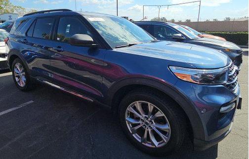 Blue Metallic 2020 Ford Explorer XLT