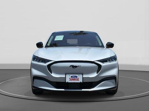 SPACE WHITE METALLIC 2023 Ford Mustang Mach-E California Route 1