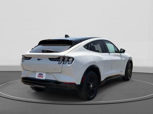SPACE WHITE METALLIC 2023 Ford Mustang Mach-E California Route 1