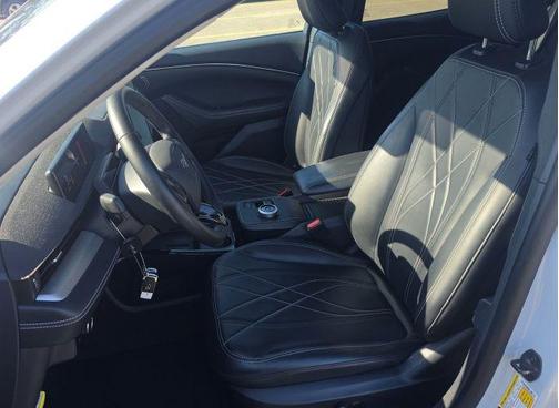 SPACE WHITE METALLIC 2023 Ford Mustang Mach-E California Route 1