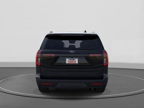 AGATE BLACK METALLIC 2026 Ford Expedition Tremor