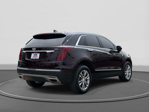 Garnet Metallic 2021 Cadillac XT5 Premium Luxury