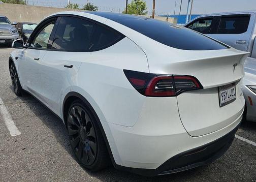 2022 Tesla Model Y Performance Dual Motor All-Wheel Drive