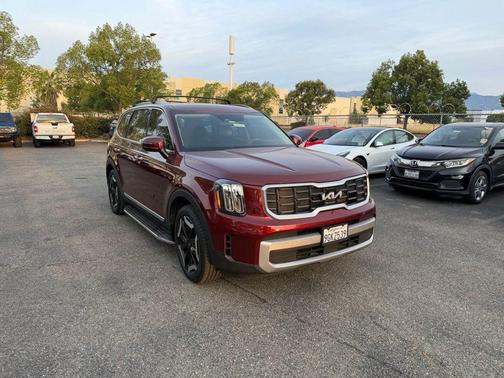 2023 Kia Telluride S