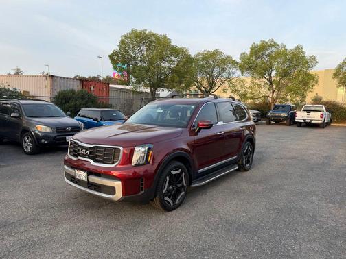 2023 Kia Telluride S