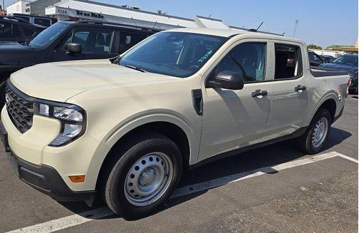 DESERT SAND 2025 Ford Maverick XL