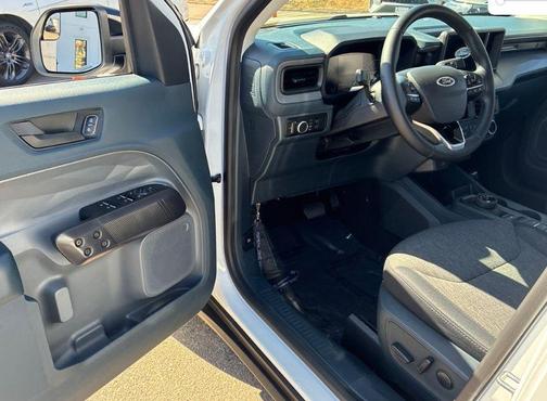 OXFORD WHITE 2024 Ford Maverick XLT