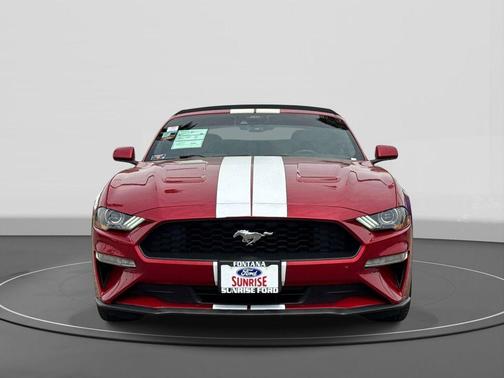 2021 Ford Mustang EcoBoost