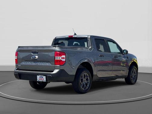 CARBONIZED GREY METALLIC 2022 Ford Maverick XLT