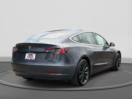Gray 2018 Tesla Model 3 Long Range