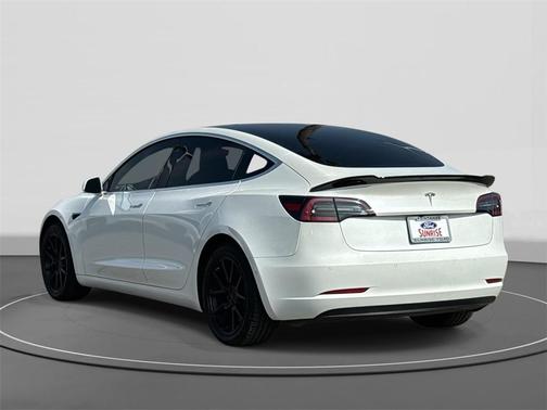 2019 Tesla Model 3 Standard Range