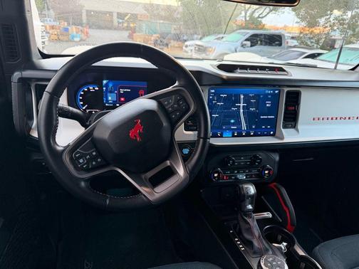 2024 Ford Bronco Heritage Edition