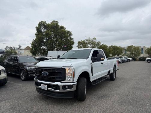 OXFORD WHITE 2025 Ford F-350 XL