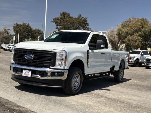 OXFORD WHITE 2025 Ford F-350 XL