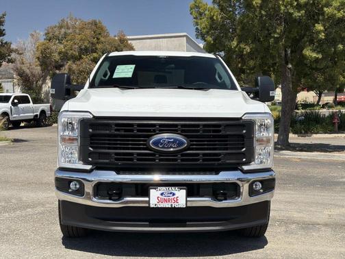 OXFORD WHITE 2025 Ford F-350 XL