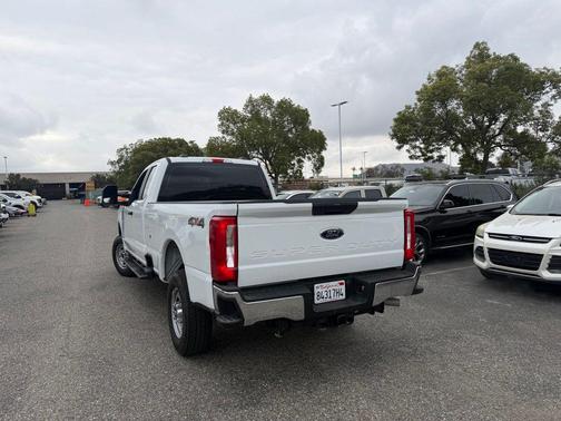OXFORD WHITE 2025 Ford F-350 XL