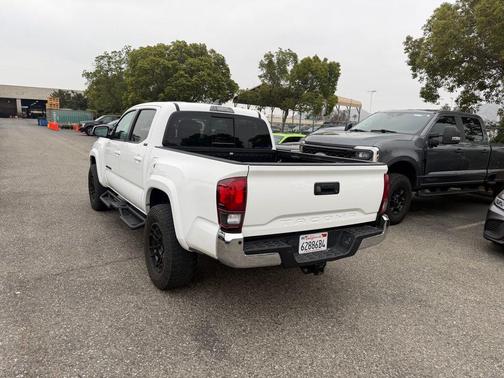 Ice Cap 2023 Toyota Tacoma SR5