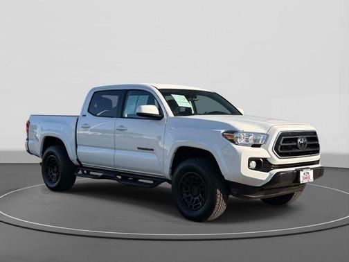 Ice Cap 2023 Toyota Tacoma SR5