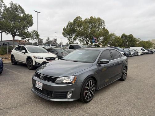 Platinum Gray Metallic 2013 Volkswagen Jetta GLI Autobahn
