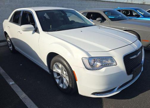 Bright White Clearcoat 2023 Chrysler 300 Touring