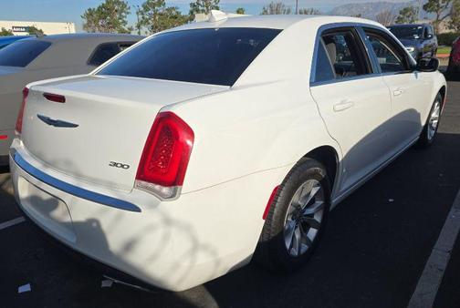 Bright White Clearcoat 2023 Chrysler 300 Touring