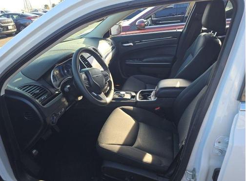 Bright White Clearcoat 2023 Chrysler 300 Touring