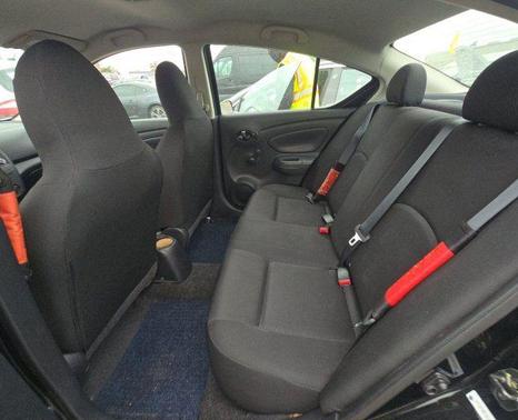 2016 Nissan Versa 1.6 S