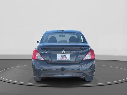 2016 Nissan Versa 1.6 S