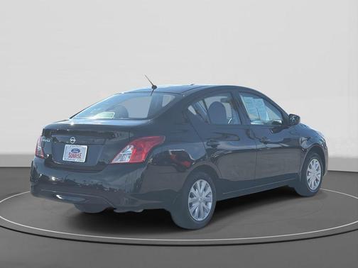 2016 Nissan Versa 1.6 S