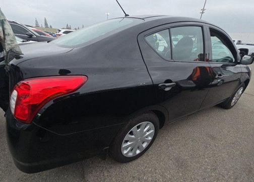 2016 Nissan Versa 1.6 S