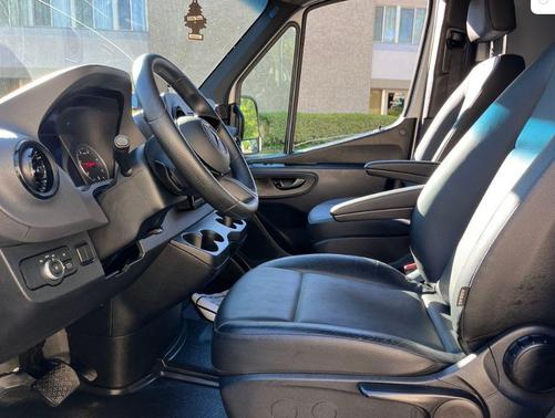 2025 Mercedes-Benz Sprinter 2500 High Roof