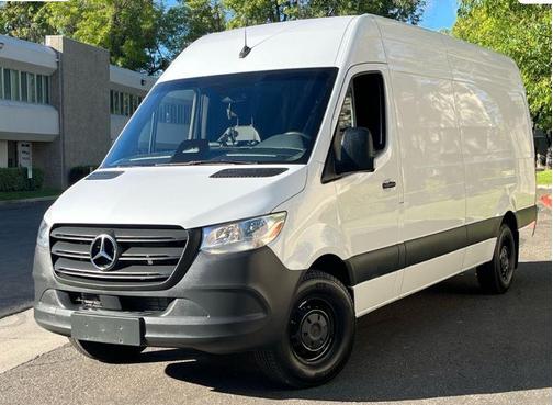 2025 Mercedes-Benz Sprinter 2500 High Roof