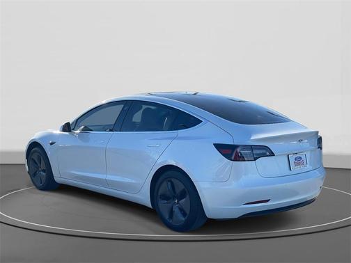 2020 Tesla Model 3 Standard Range Plus