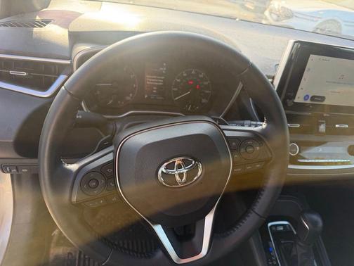 Classic Silver Metallic 2025 Toyota Corolla Hatchback SE