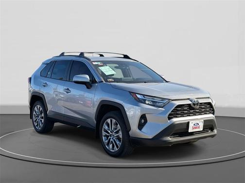 2022 Toyota RAV4 XLE Premium