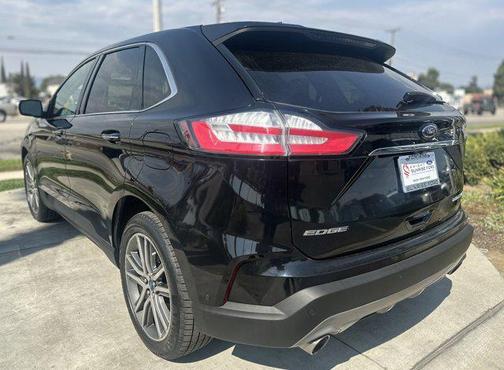 2020 Ford Edge Titanium
