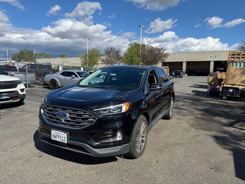 2020 Ford Edge Titanium