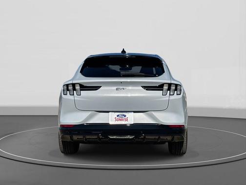2022 Ford Mustang Mach-E GT
