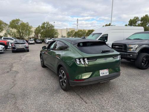 ERUPTION GREEN METALLIC 2025 Ford Mustang Mach-E Select
