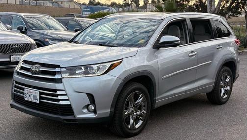 2018 Toyota Highlander Limited Platinum
