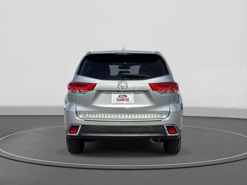 2018 Toyota Highlander Limited Platinum