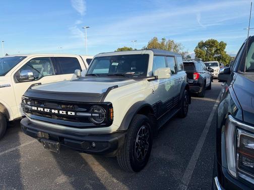 2024 Ford Bronco Outer Banks