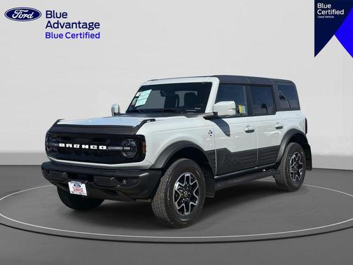 2024 Ford Bronco Outer Banks