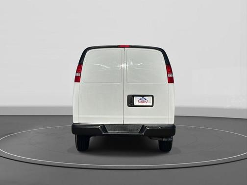 2022 Chevrolet Express 3500 RWD 3500 Regular Wheelbase WT