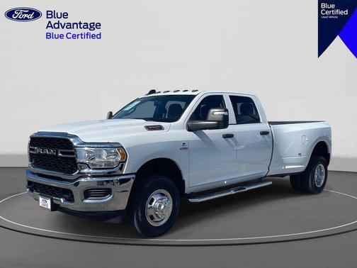 2023 RAM 3500 Tradesman Crew Cab 4x4 8' Box