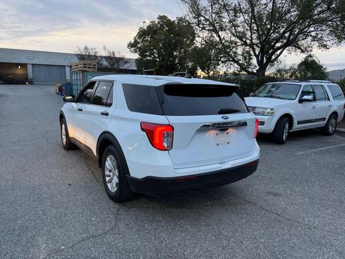 2021 Ford Explorer Base