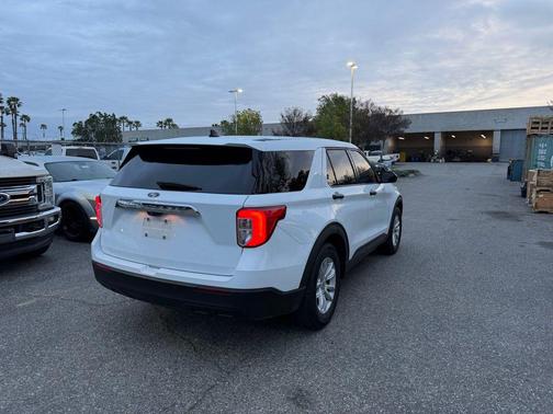2021 Ford Explorer Base
