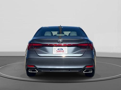 Harbor Gray Metallic 2020 Toyota Avalon XLE