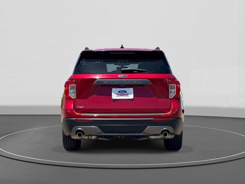 RAPID RED MET TINTED CC 2021 Ford Explorer XLT